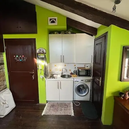 Cozy Mansard In The Old Town Apartment Trieste